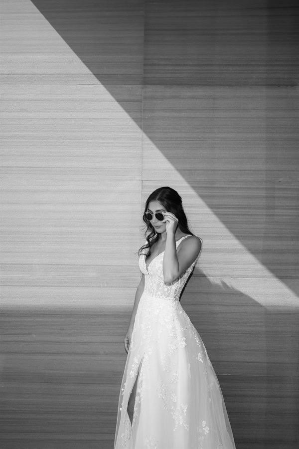 elegant-athens-wedding-white-roses-romance_14