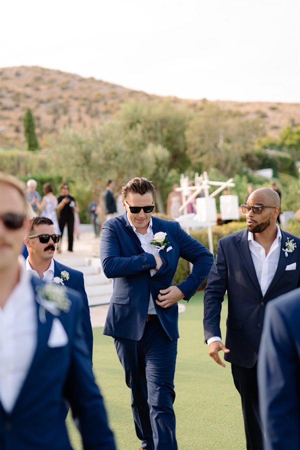 elegant-athens-wedding-white-roses-romance_26