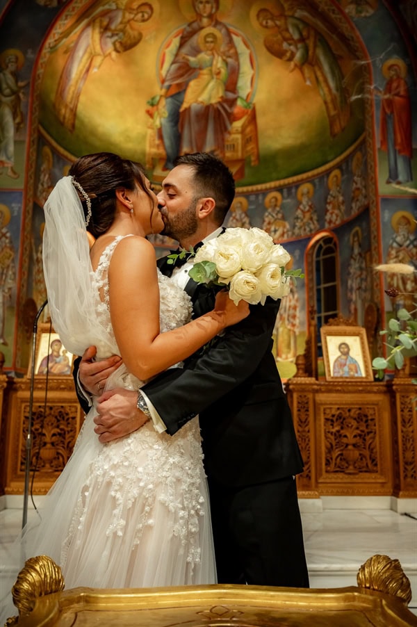 lovely summer wedding romantic details amaltheia the place_15