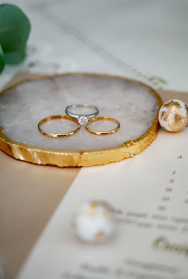 lovely summer wedding romantic details amaltheia the place_6