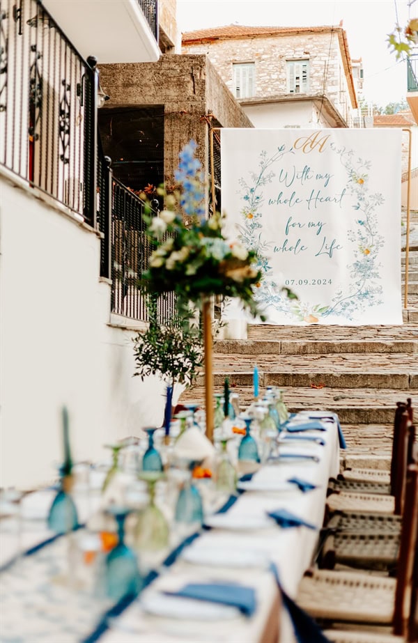 modern-fall-wedding-trikeri-blue-and-ivory-blooms_26