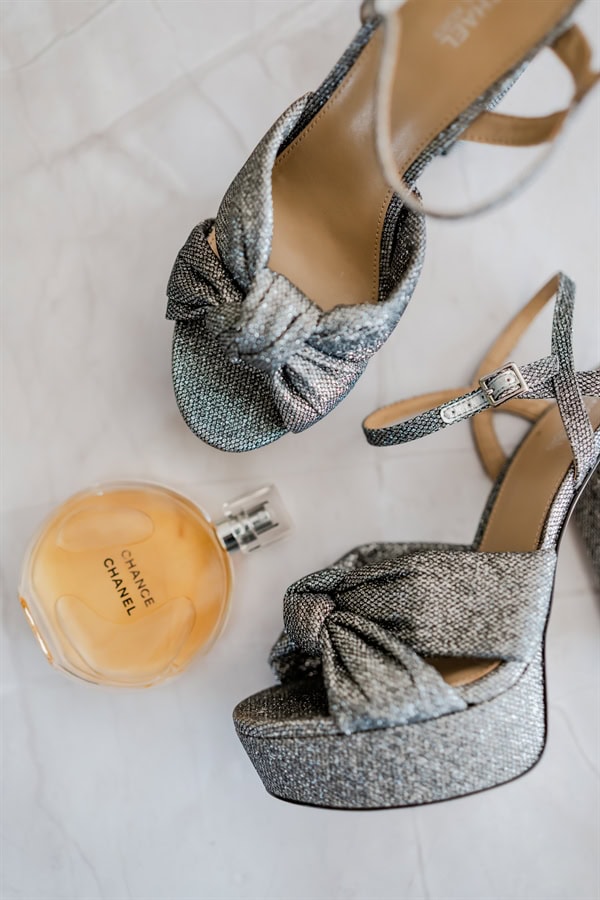 romantic wedding ktima laas lovely floral arrangements_15