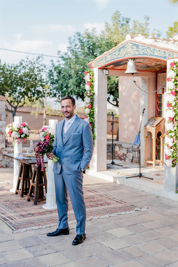 romantic wedding ktima laas lovely floral arrangements_23