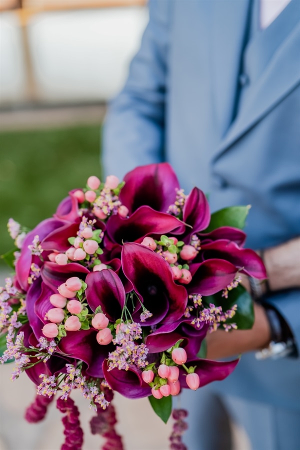 romantic wedding ktima laas lovely floral arrangements_24