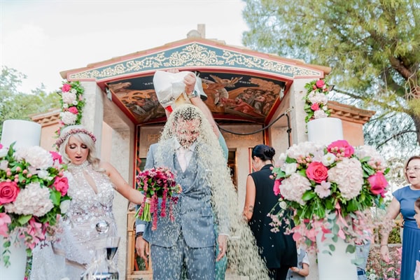 romantic wedding ktima laas lovely floral arrangements_29