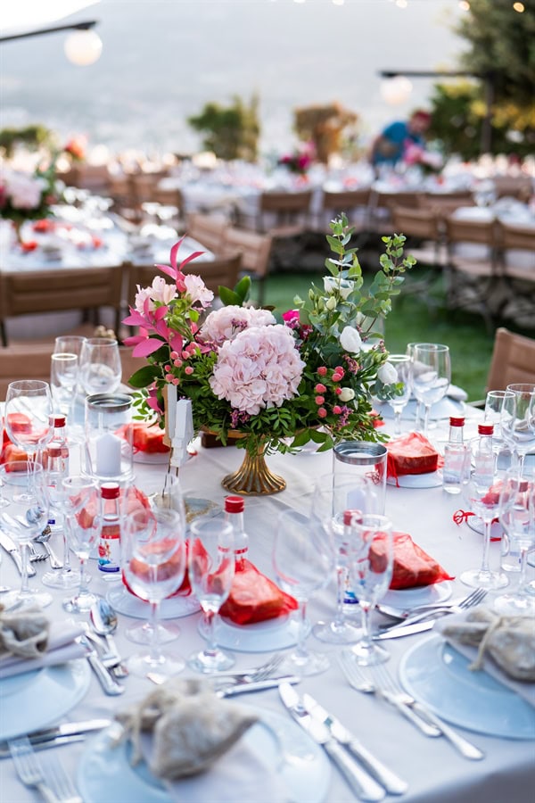 romantic wedding ktima laas lovely floral arrangements_32