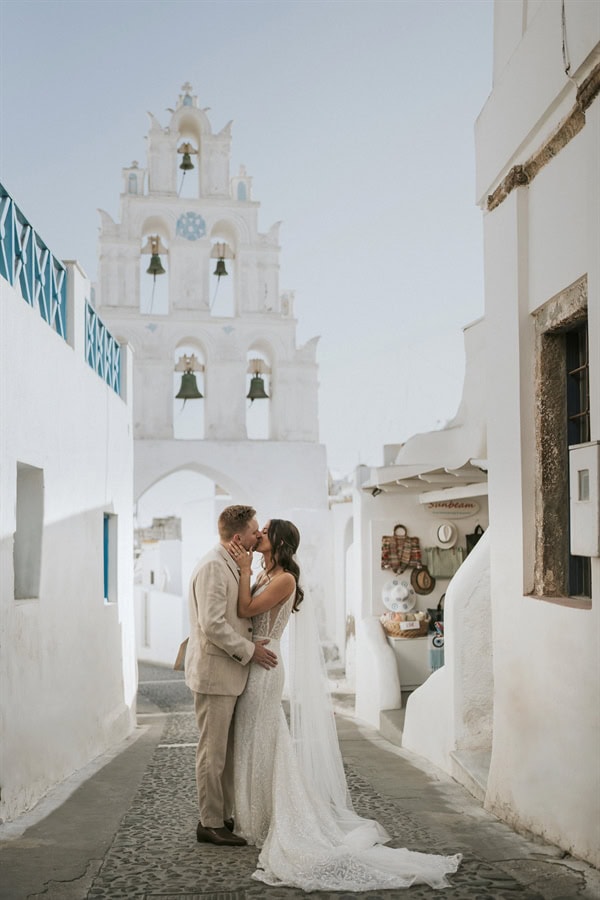 romantic-wedding-santorini-colorful-florals-impressive-proposal_14