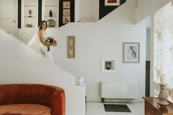 romantic-wedding-santorini-colorful-florals-impressive-proposal_18