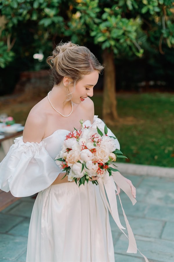 ultra-stylish-wedding-dress-alkmini-atelier_12