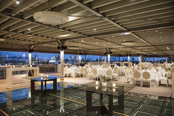 Ζήστε έναν αξέχαστο γάμο στον μοντέρνο χώρο του Eleon Loft με μαγευτική θέα στην Ακρόπολη