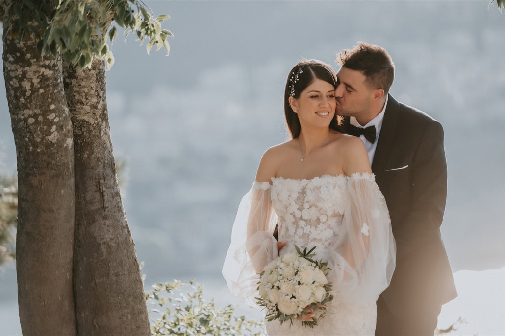 Ένας γάμος γεμάτος συναίσθημα και όμορφες λεπτομέρειες στη γραφική Καστοριά | Άννα & Αποστόλης