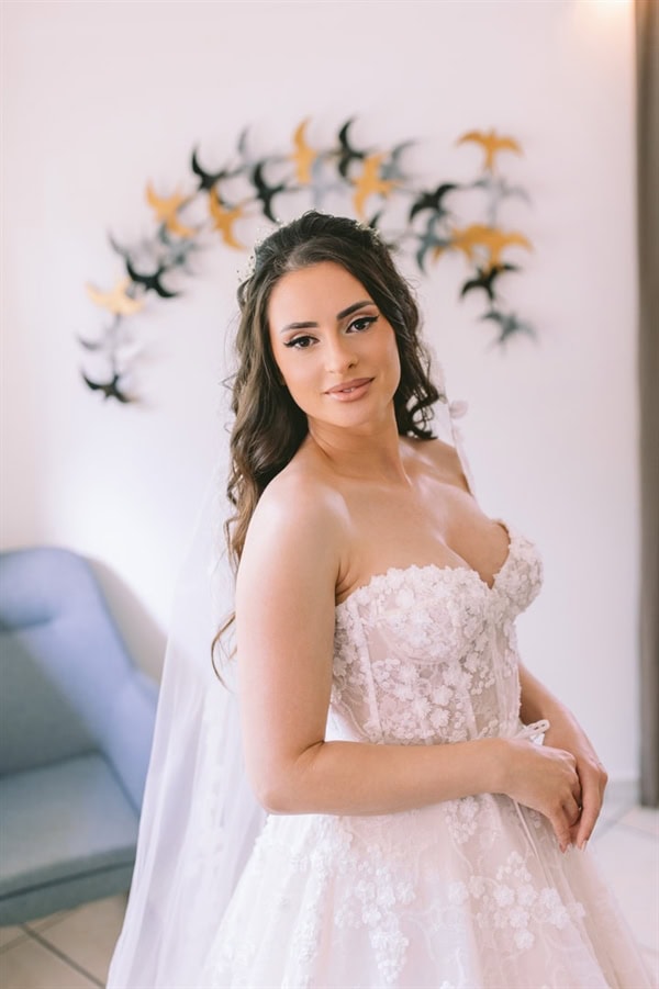 winter wedding romantic style white blooms_15