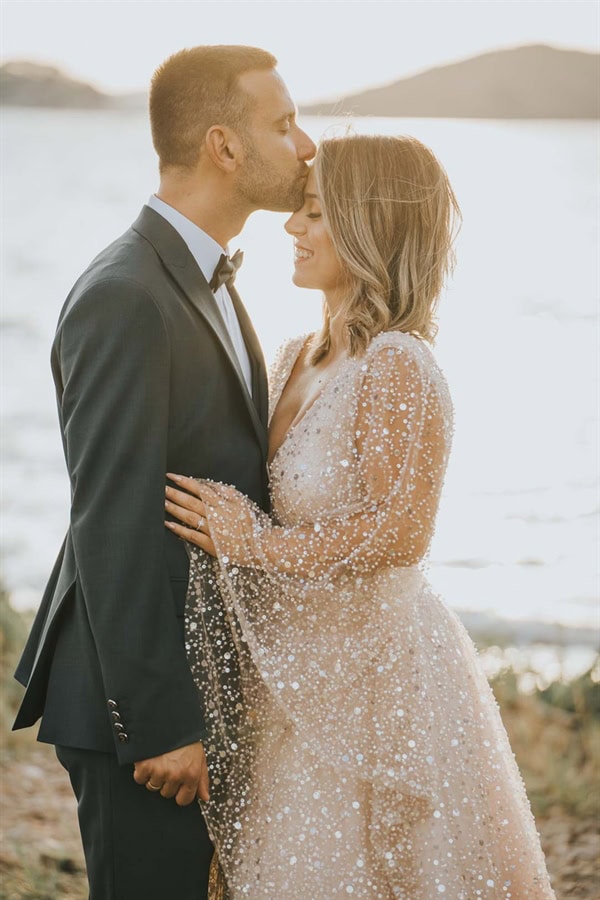 fall-rustic-chic-wedding-white-blooms_12