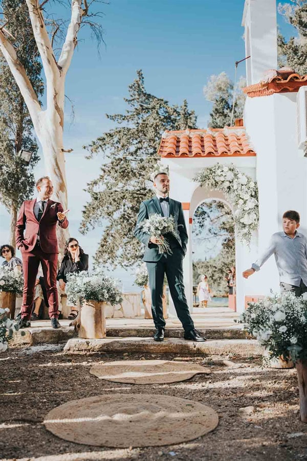 fall-rustic-chic-wedding-white-blooms_24