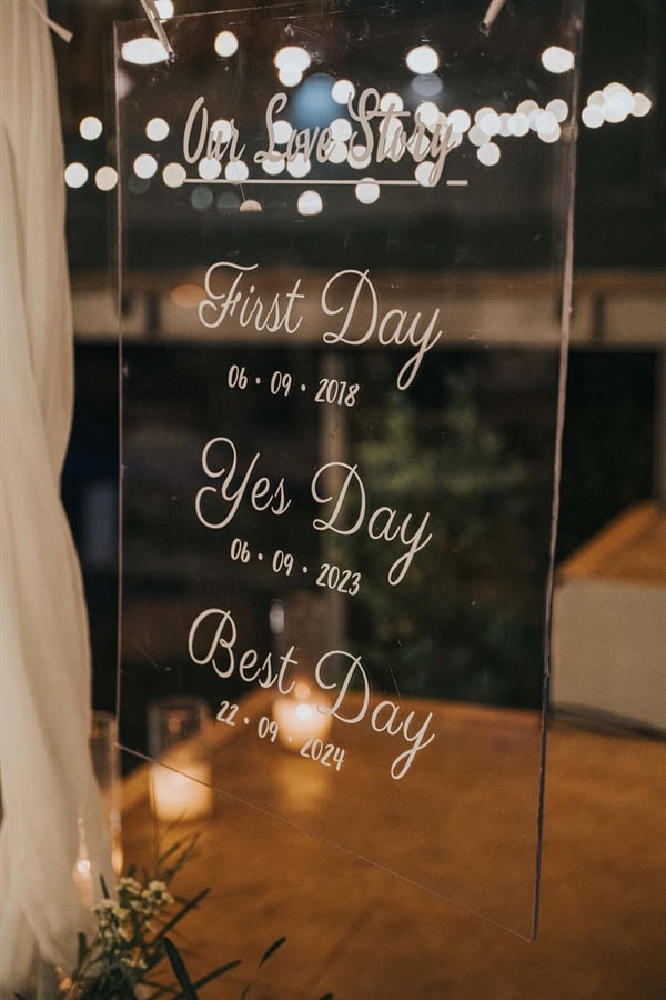 fall-rustic-chic-wedding-white-blooms_48