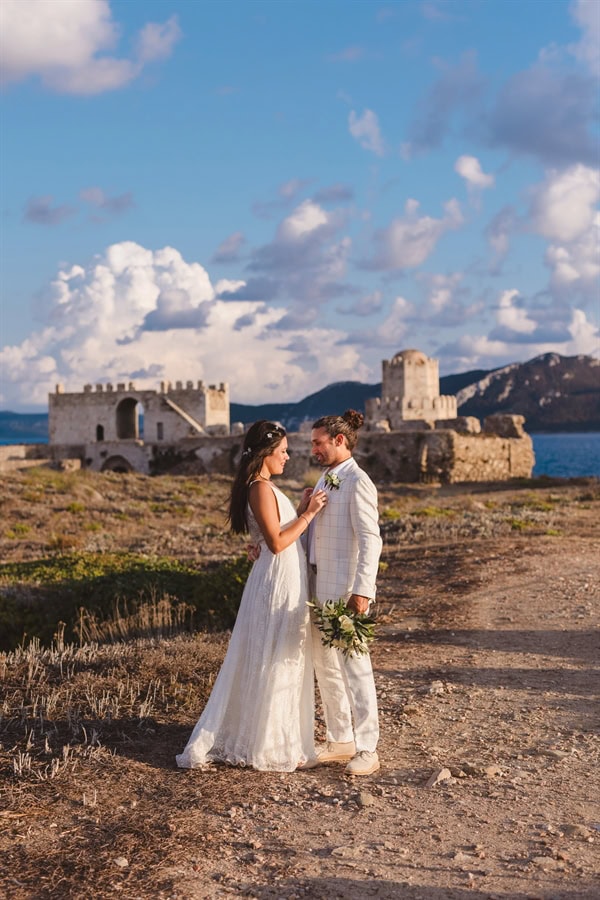 Fall Wedding Methoni Castle Ivory Roses