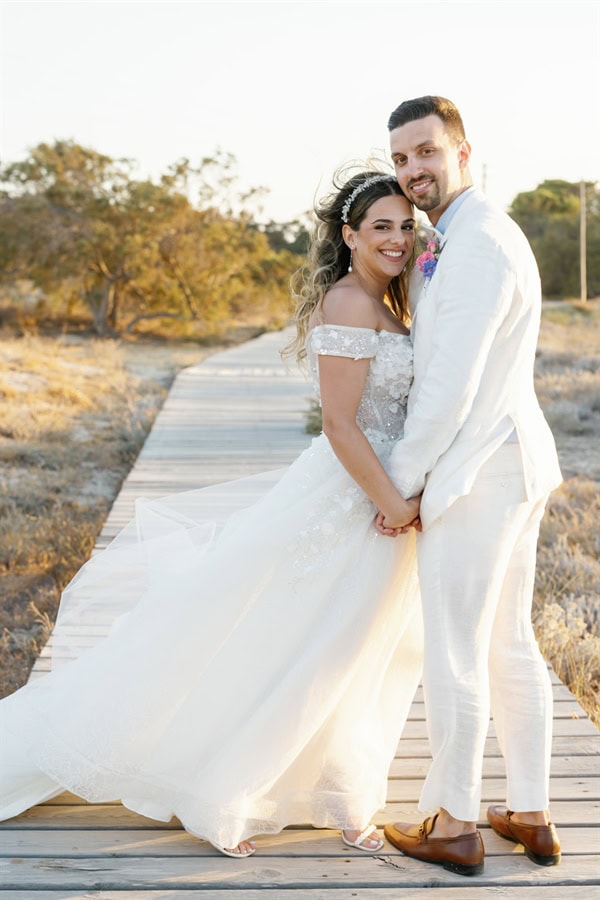 Romantic Destination Wedding Naxos Colorful Blooms