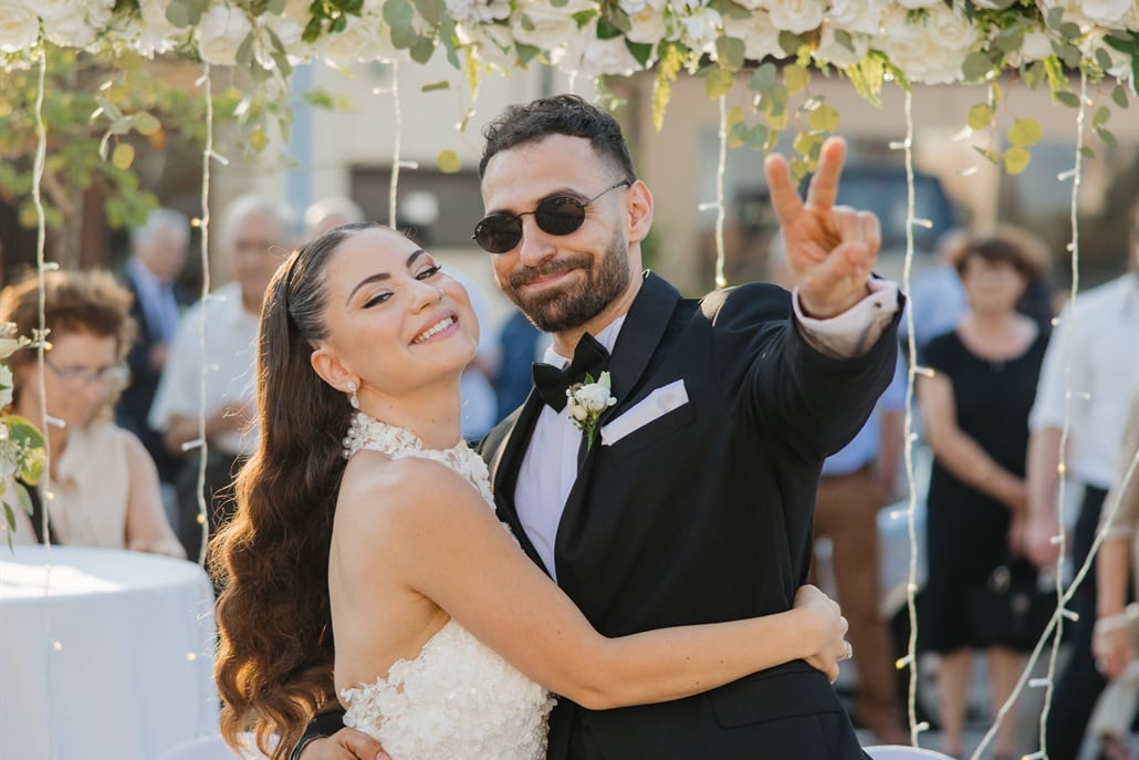 Ρομαντικός καλοκαιρινός γάμος στην Λευκωσία με ιβουάρ άνθη | Γεωργία & Ευριπίδης