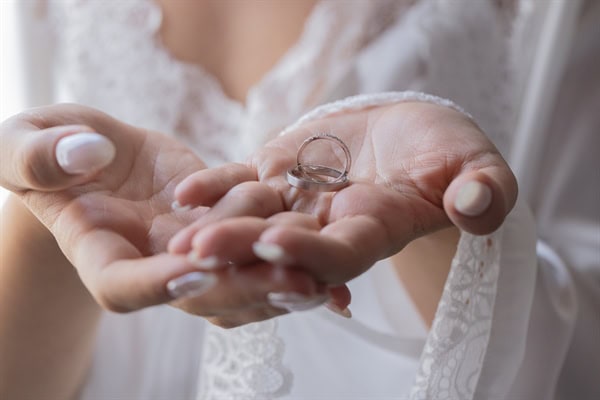 Romantic Summer Wedding Nicosia Ivory Blooms