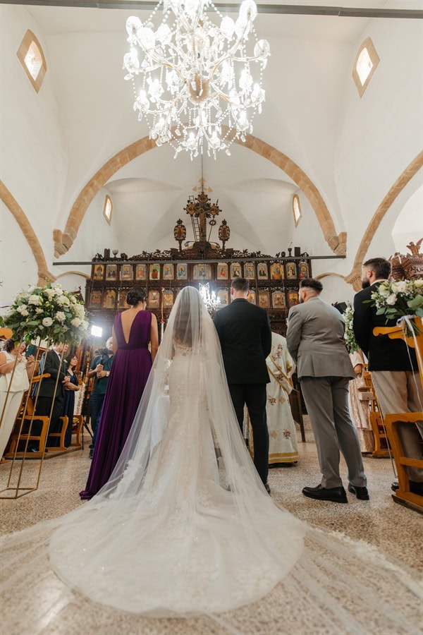 Romantic Summer Wedding Nicosia Ivory Blooms