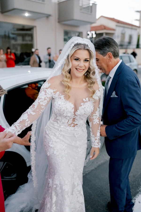 Rustic Chic Autumn Wedding Red Dahlias