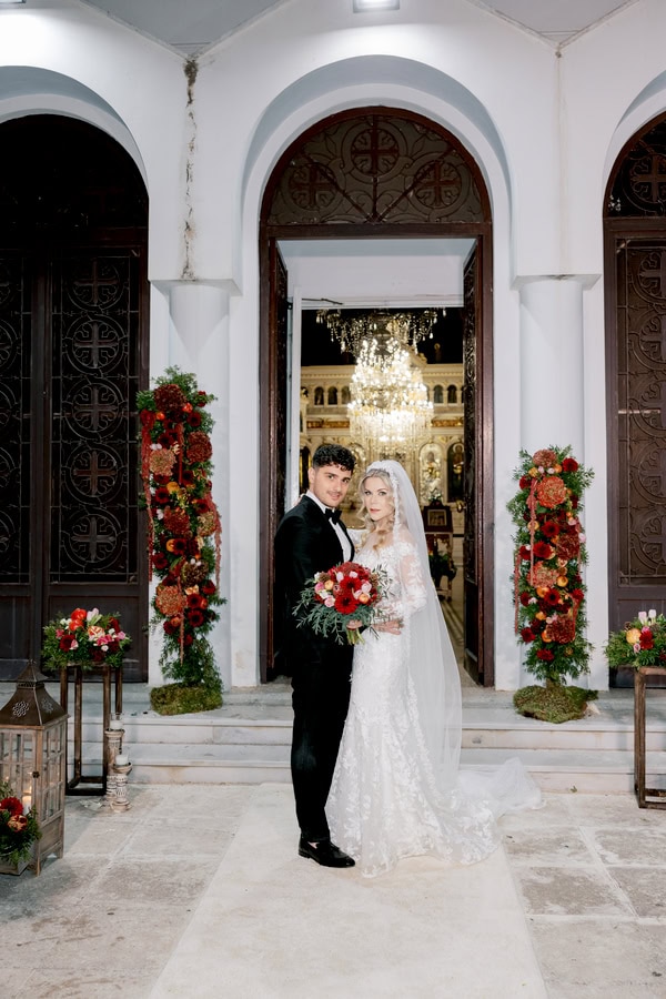 Rustic Chic Autumn Wedding Red Dahlias