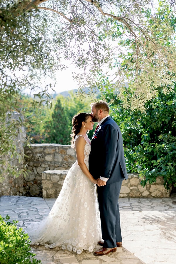 Beautiful Fall Wedding Chania Crete White Blooms