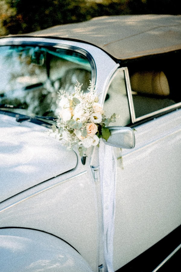 Beautiful Summer Wedding Athens Summer Pale Hued Florals