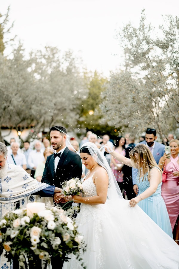 Beautiful Summer Wedding Athens Summer Pale Hued Florals