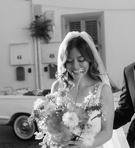 Όμορφος καλοκαιρινός γάμος με πολύχρωμα άνθη | Χρύσω & Νικόλας