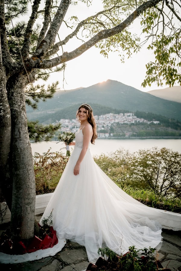 Beautiful Wedding Kastoria White Flowers Olives Leaves