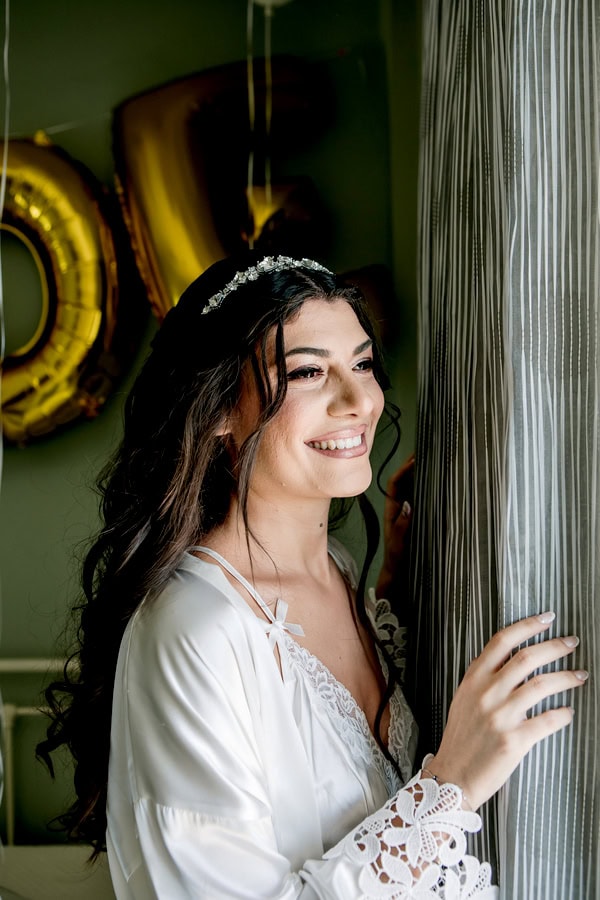 Beautiful Wedding Kastoria White Flowers Olives Leaves