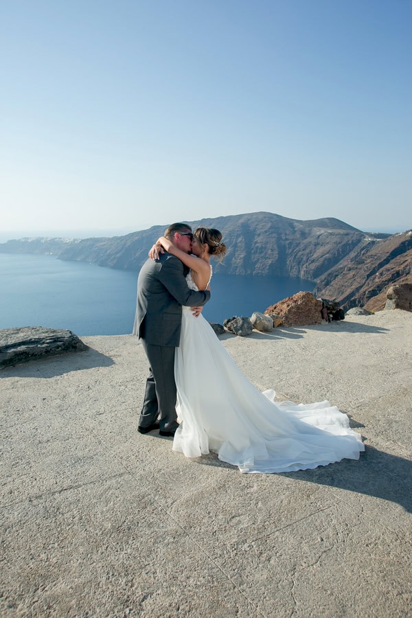 Chic Fall Wedding Imerovigli White Flowers