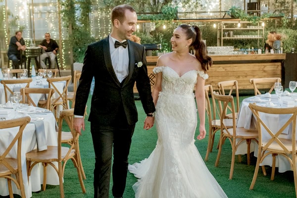 Chic καλοκαιρινός γάμος στην Λευκωσία με τις πιο όμορφες λεπτομέρειες  | Ραφαέλλα & Κωνσταντίνος