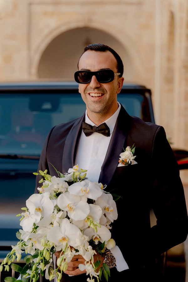 Fall Wedding Nicosia Elegance White Florals