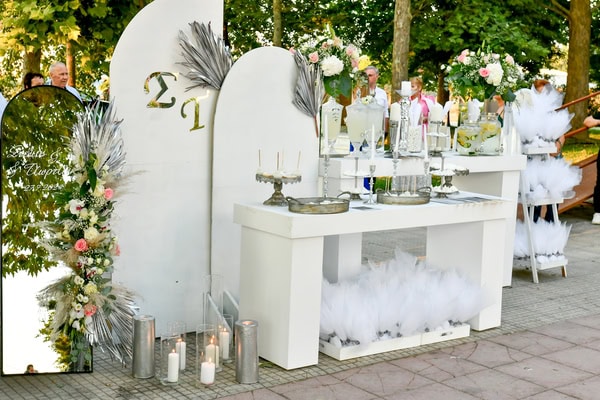 Romantic Summer Wedding Larisa