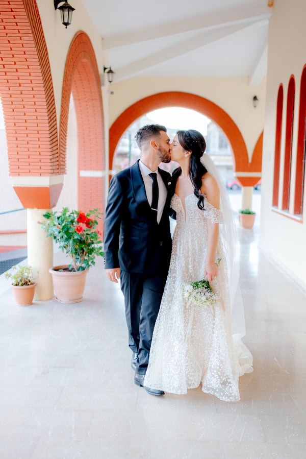 Rustic Wedding Agrinio Wild Flowers
