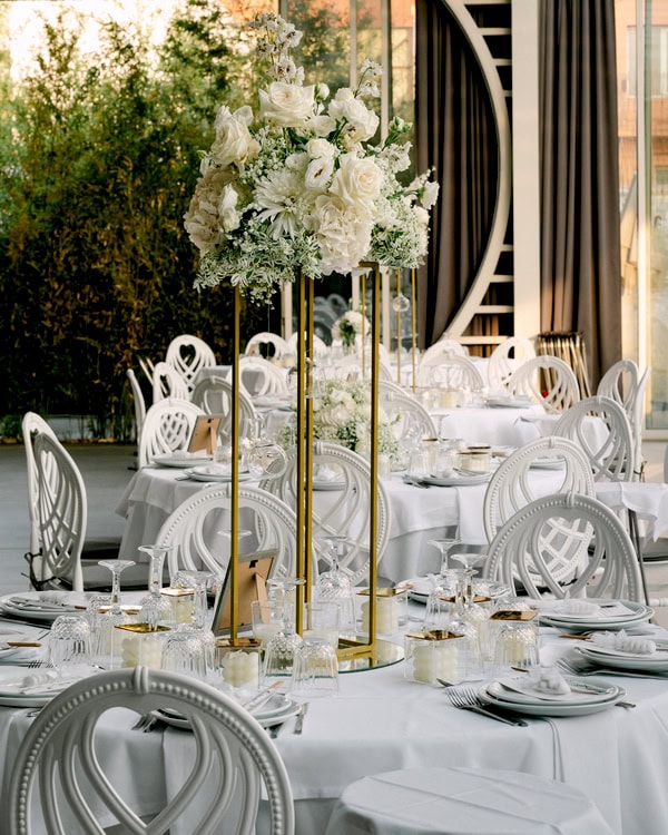 Summer Chic Wedding Baptism Thessaloniki All White Flowers