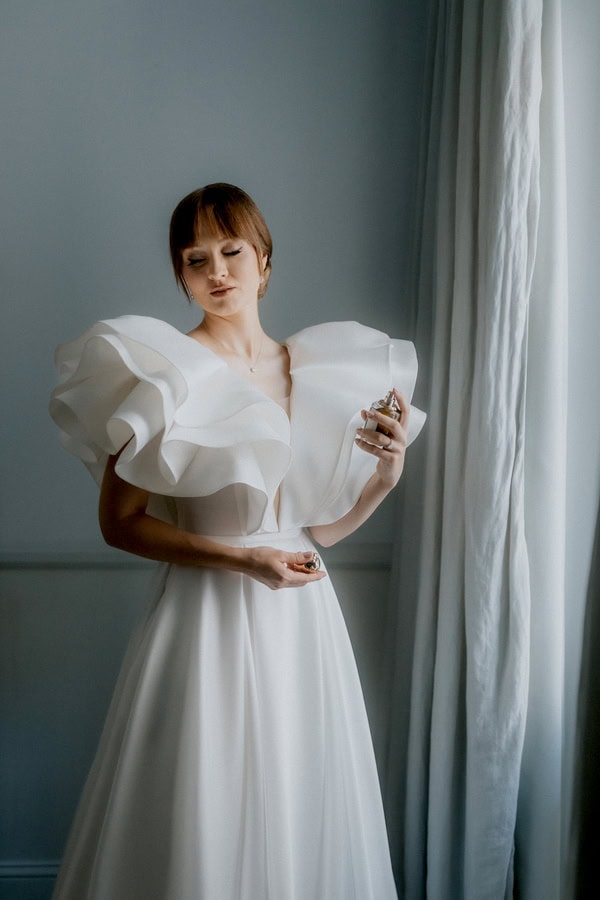 Summer Wedding White Blooms Olives Leaves