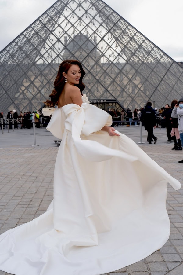 Ultra Stylish Wedding Gowns Complice Stalo Theodorou