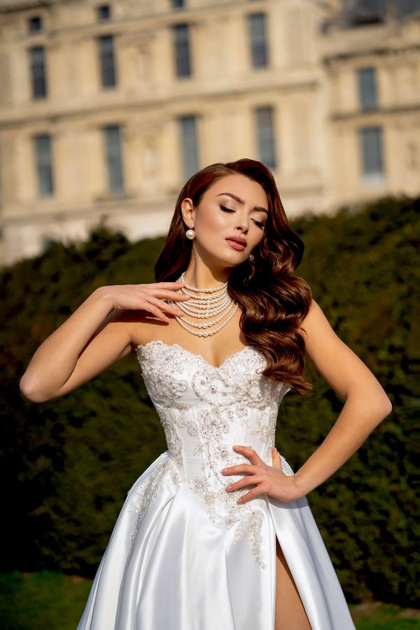 Ultra Stylish Wedding Gowns Complice Stalo Theodorou