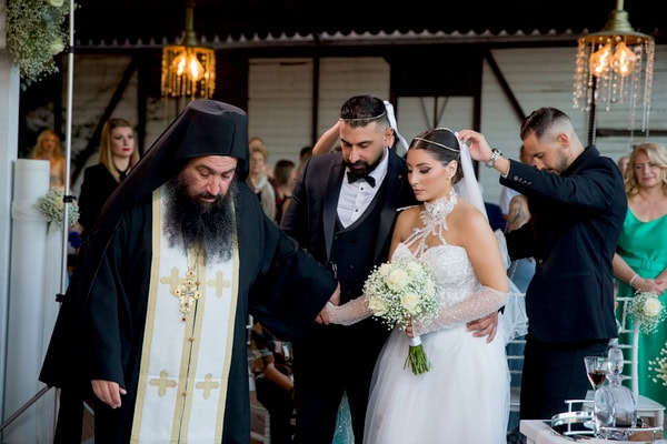 Fall Wedding Thessaloniki White Roses Babys Breath