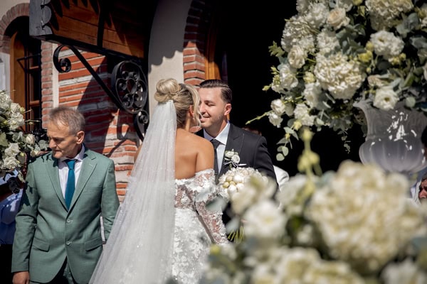 Lovely Summer Wedding Thessaloniki White Blooms