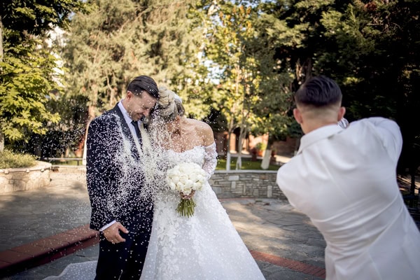 Lovely Summer Wedding Thessaloniki White Blooms
