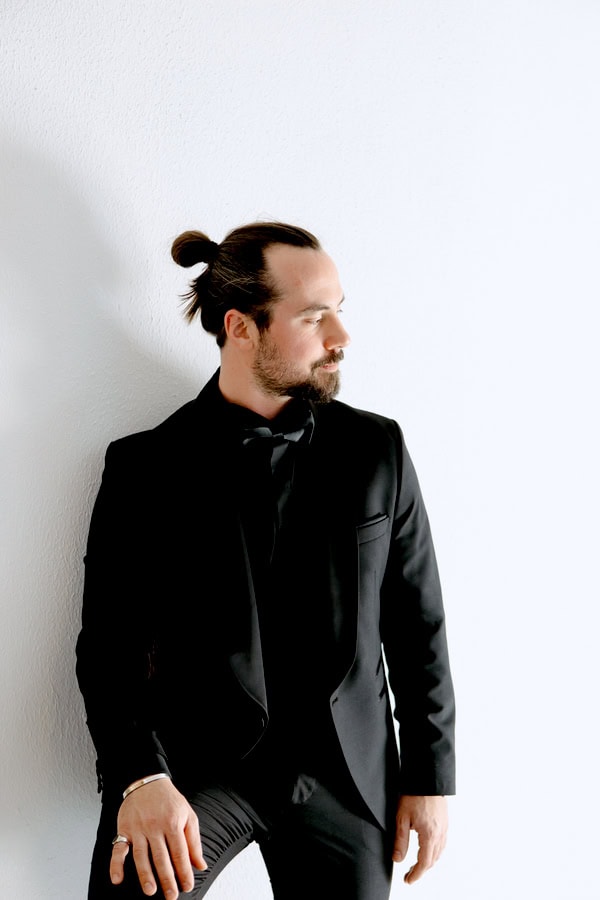 Pretty Spring Wedding Ktima Elena Colorful Blooms