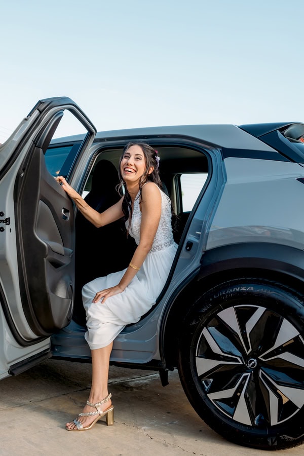 Romantic Wedding Larnaca Colorful Flowers