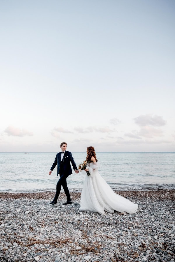 Spring Wedding Columbia Beach Resort Romantic Florals White Terracotta