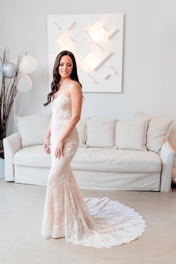 Stylish Summer Wedding Galazia Akti