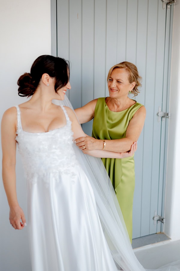 Summer Wedding Kythnos Minimal Chic Details