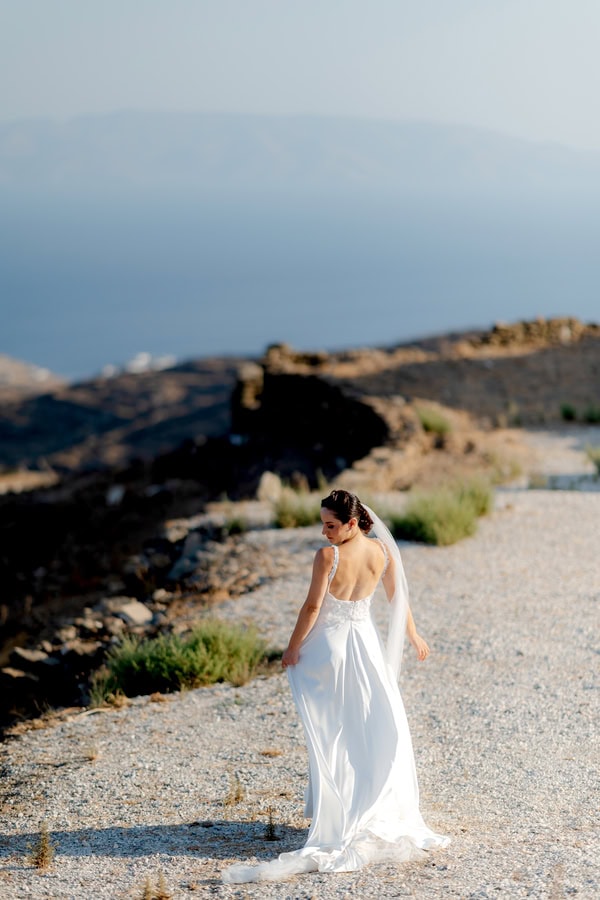 Summer Wedding Kythnos Minimal Chic Details